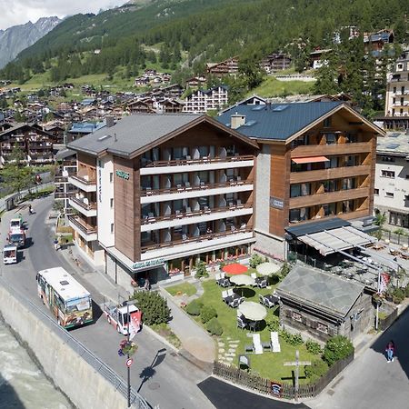 Hotel Parnass Zermatt Exterior photo