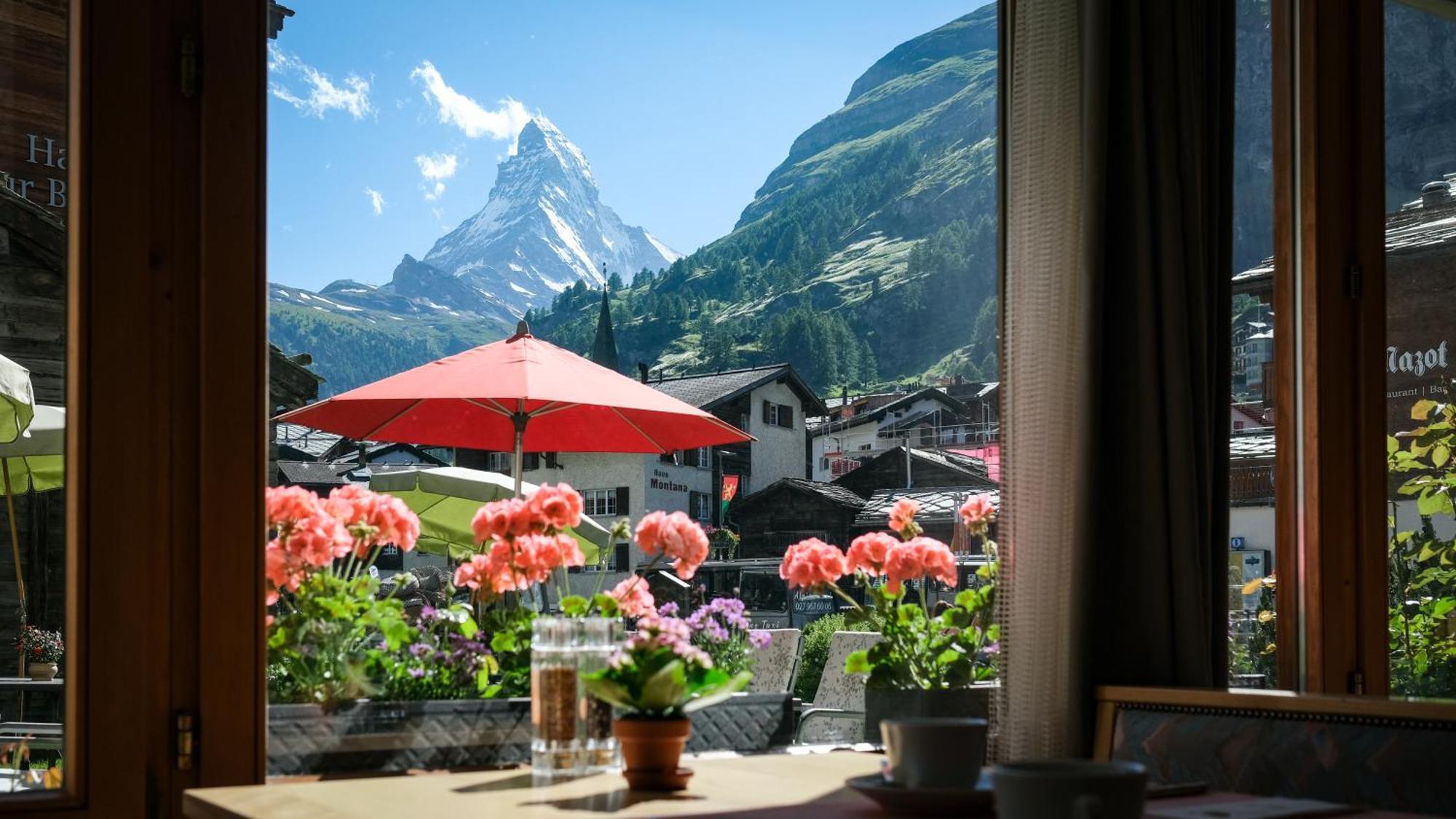 Hotel Parnass Zermatt Exterior photo