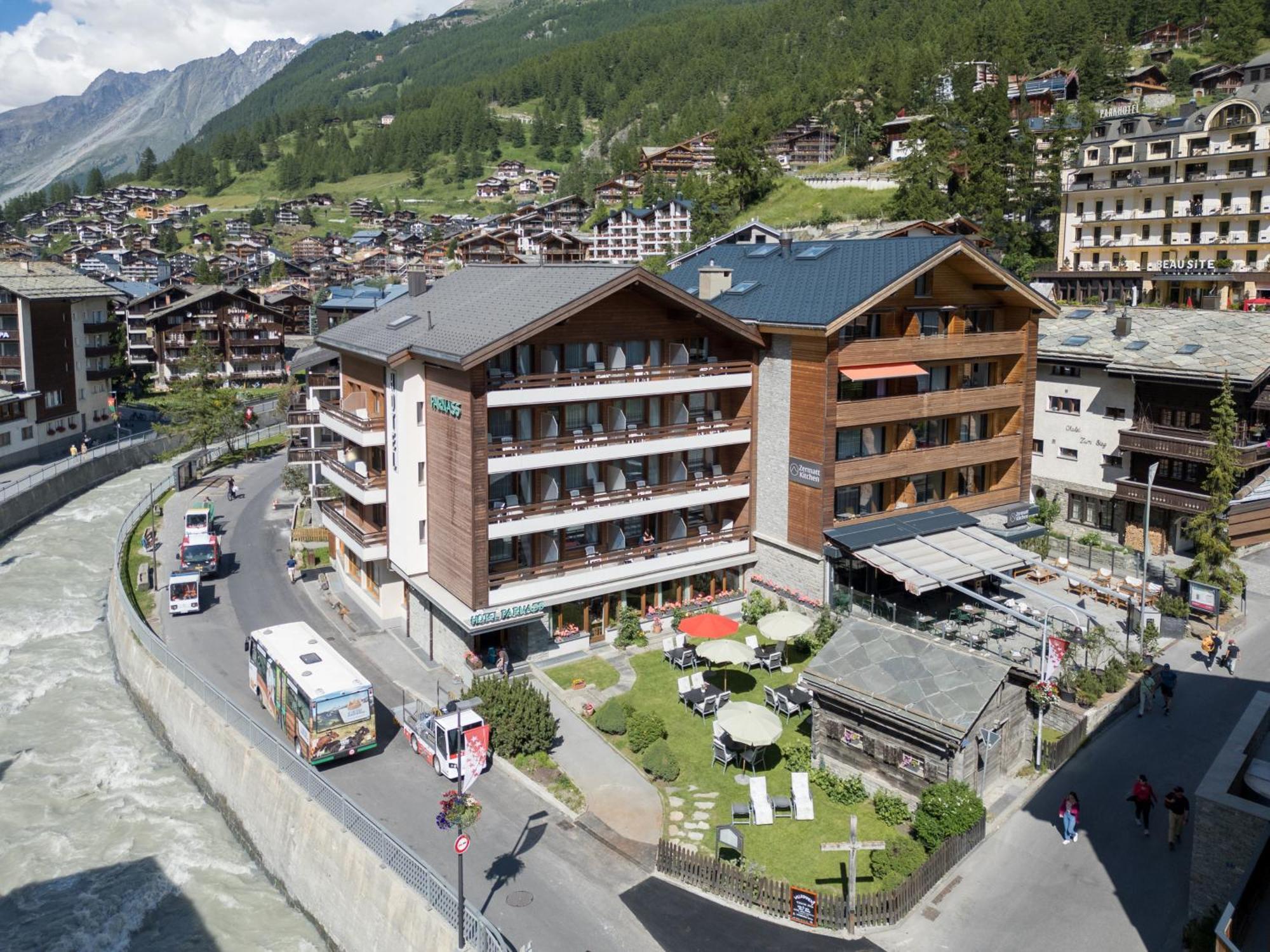 Hotel Parnass Zermatt Exterior photo