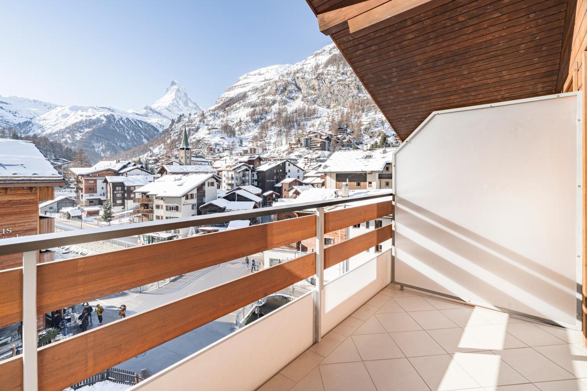 Hotel Parnass Zermatt Exterior photo