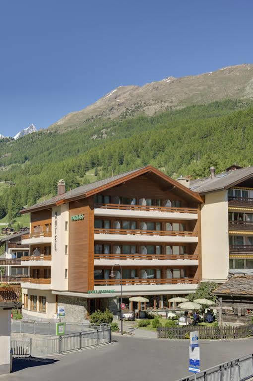 Hotel Parnass Zermatt Exterior photo